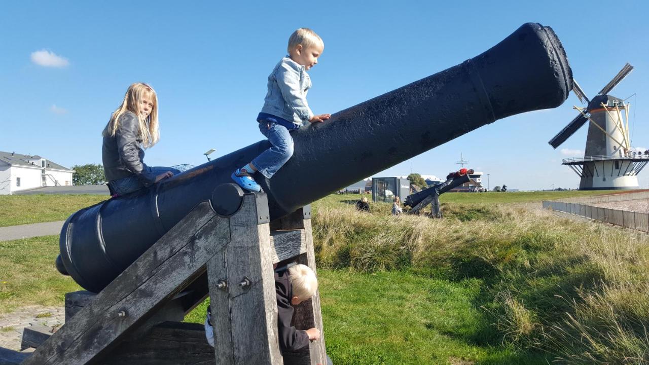 Appartement Havenzicht, Gelegen Aan Zee Met Zeezicht Vlissingen Ngoại thất bức ảnh