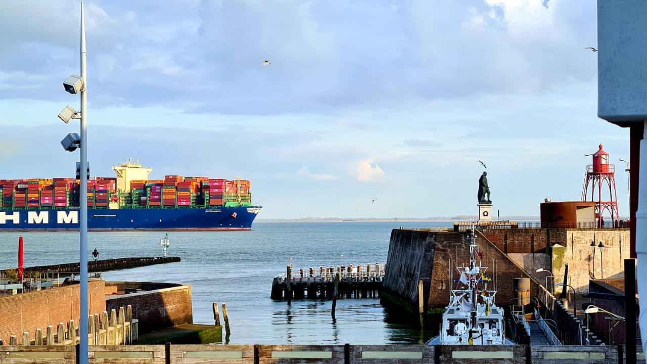 Appartement Havenzicht, Gelegen Aan Zee Met Zeezicht Vlissingen Ngoại thất bức ảnh